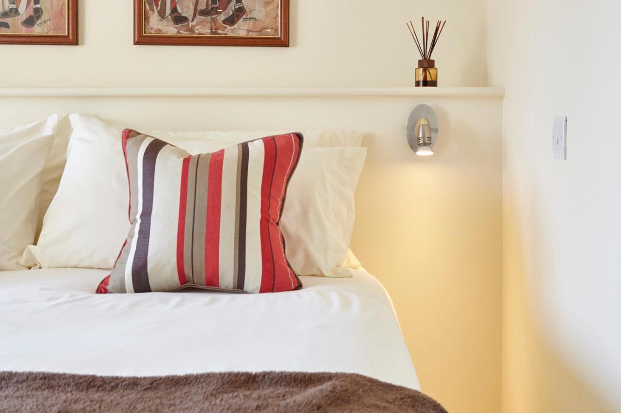 Bed and Breakfast The Den At Backwell Down Nailsea Экстерьер фото